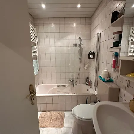 Apartment Schoene, Zentrale 2 Mit Balkon